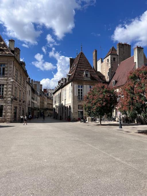 Le Petit Hernoux Centre Historique Digione Esterno foto